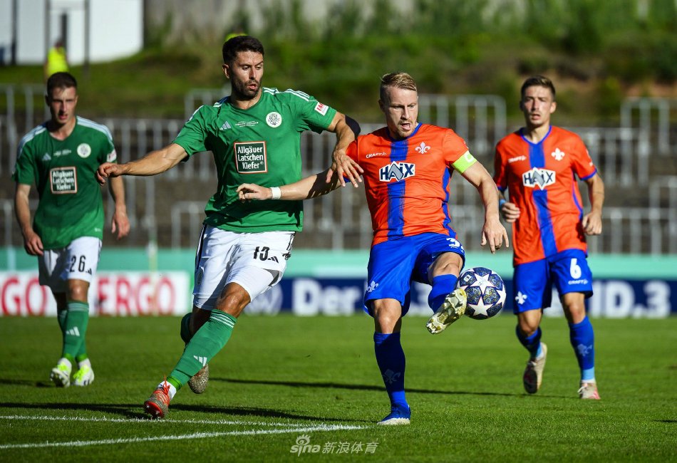 所展现出的 所展现出的